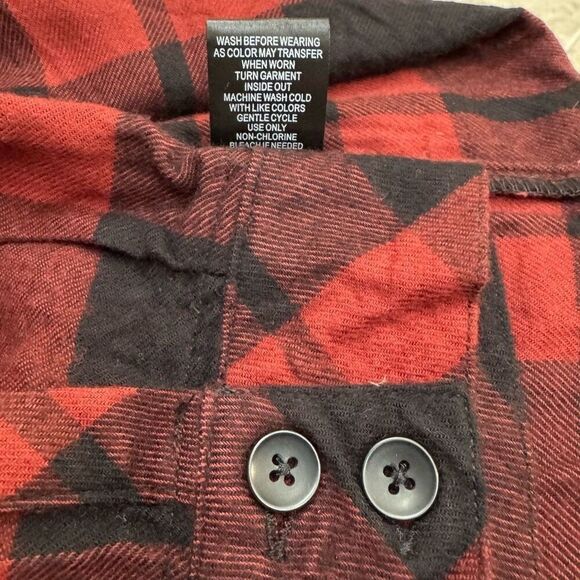 NWOT Torrid (3X) Red & Black Plaid Button-Down Flannel Shirt with Lattice Should - Picture 6 of 7